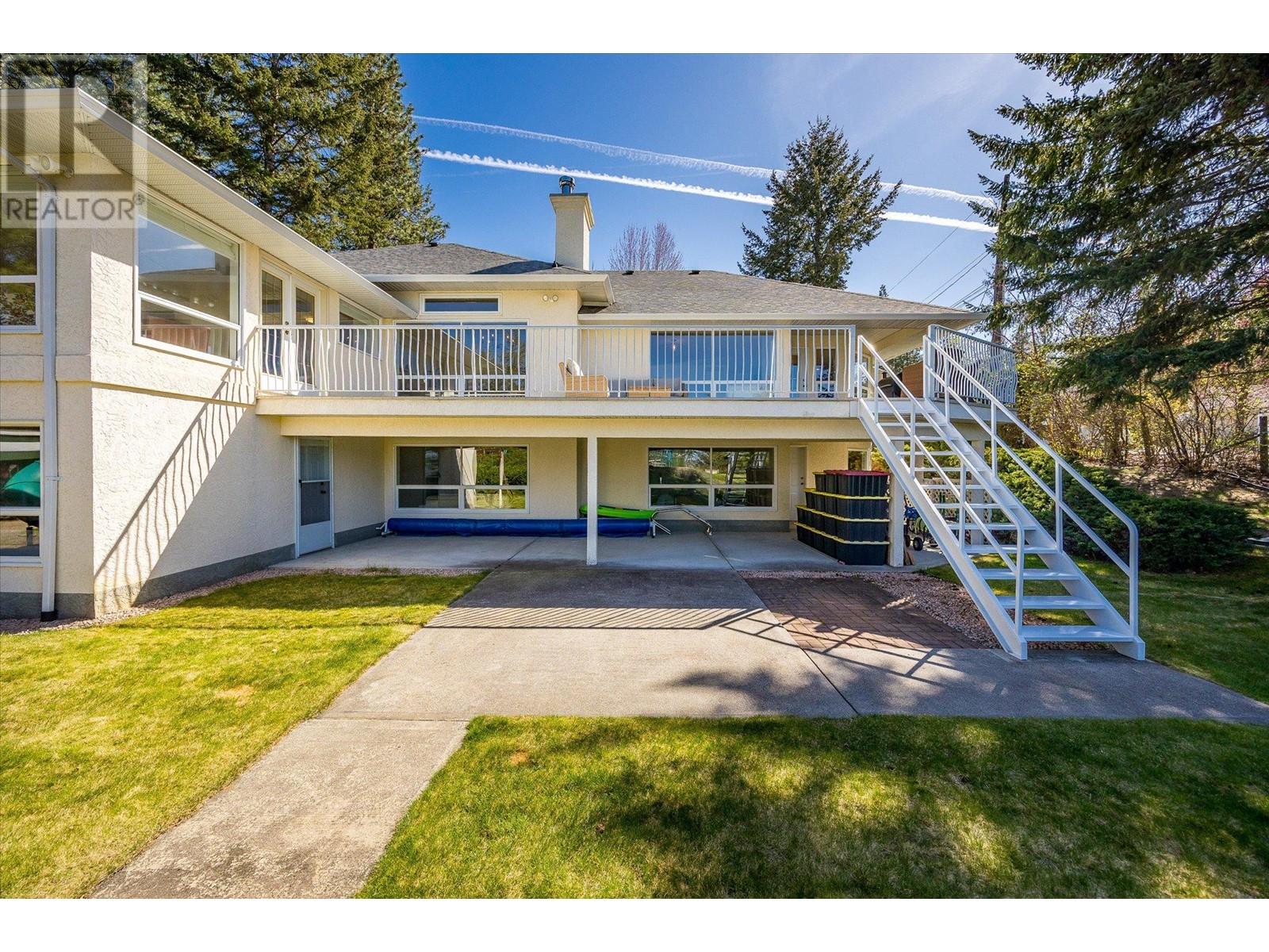  3716 Luxmoore Road, Kelowna