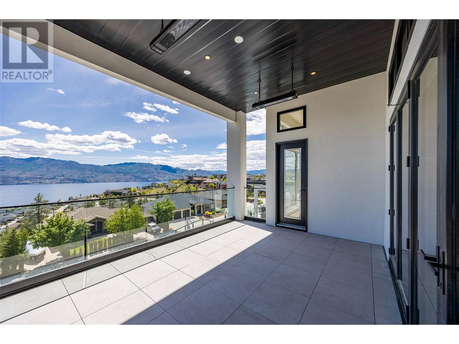  1435 Vineyard Drive, West Kelowna