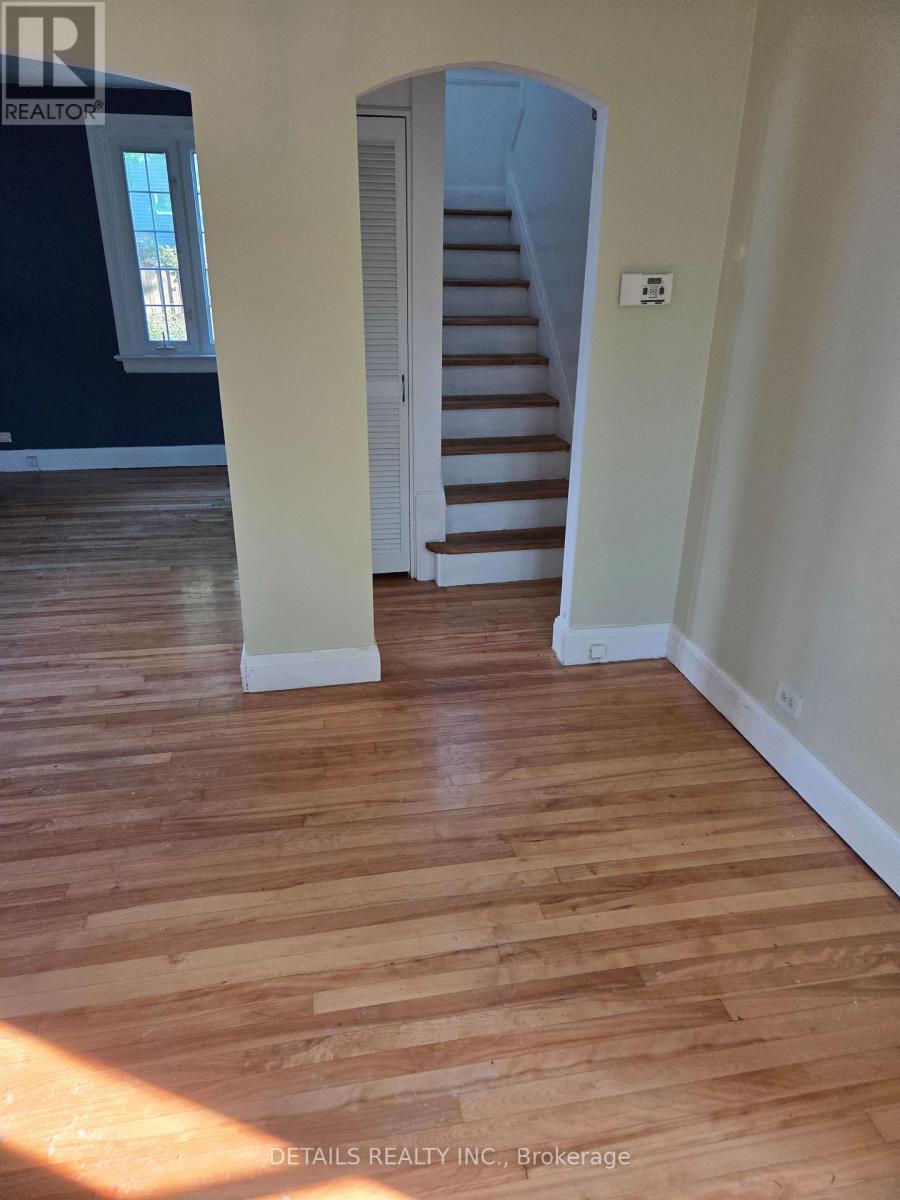 Photo 14 of 10 Garrison Street, Ottawa ON