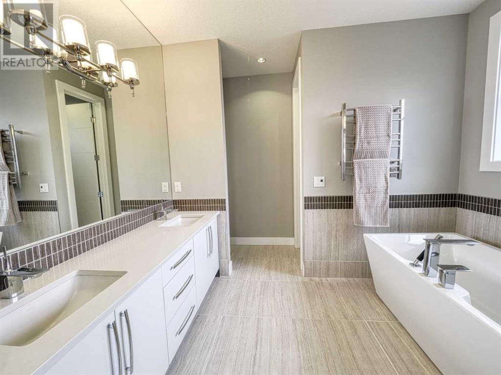Single Family House for Sale in A  Street NW Crescent Heights Calgary 