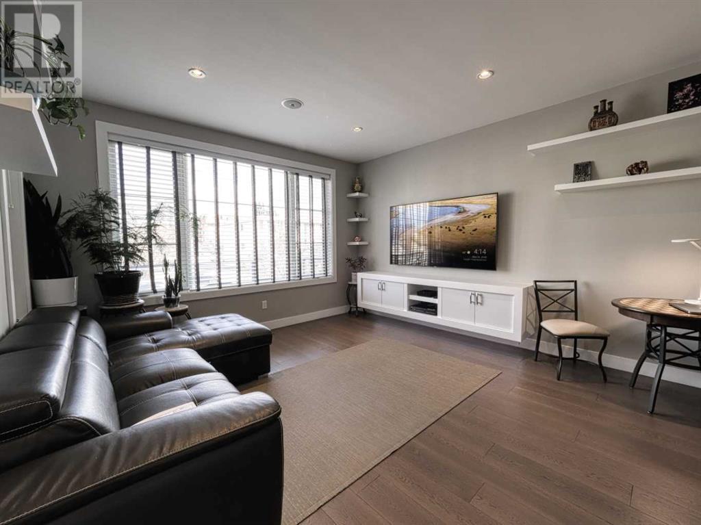 Single Family House for Sale in A  Street NW Crescent Heights Calgary 