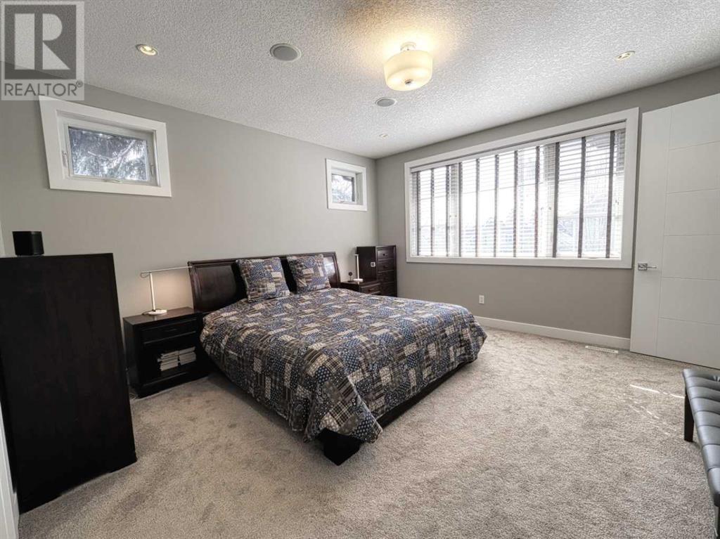 Single Family House for Sale in A  Street NW Crescent Heights Calgary 