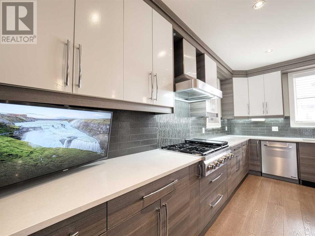 Single Family House for Sale in A  Street NW Crescent Heights Calgary 