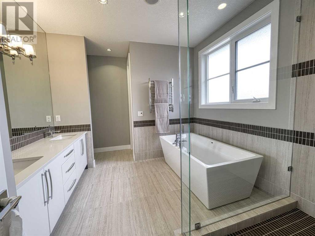 Single Family House for Sale in A  Street NW Crescent Heights Calgary 