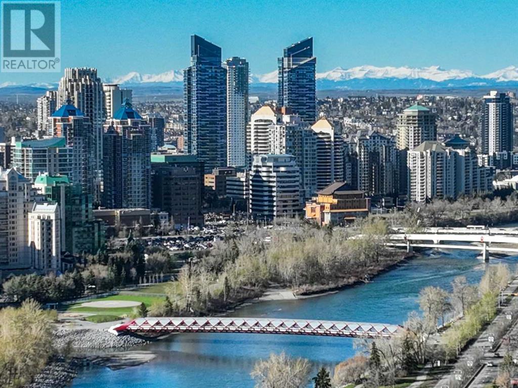 Single Family House for Sale in A  Street NW Crescent Heights Calgary 