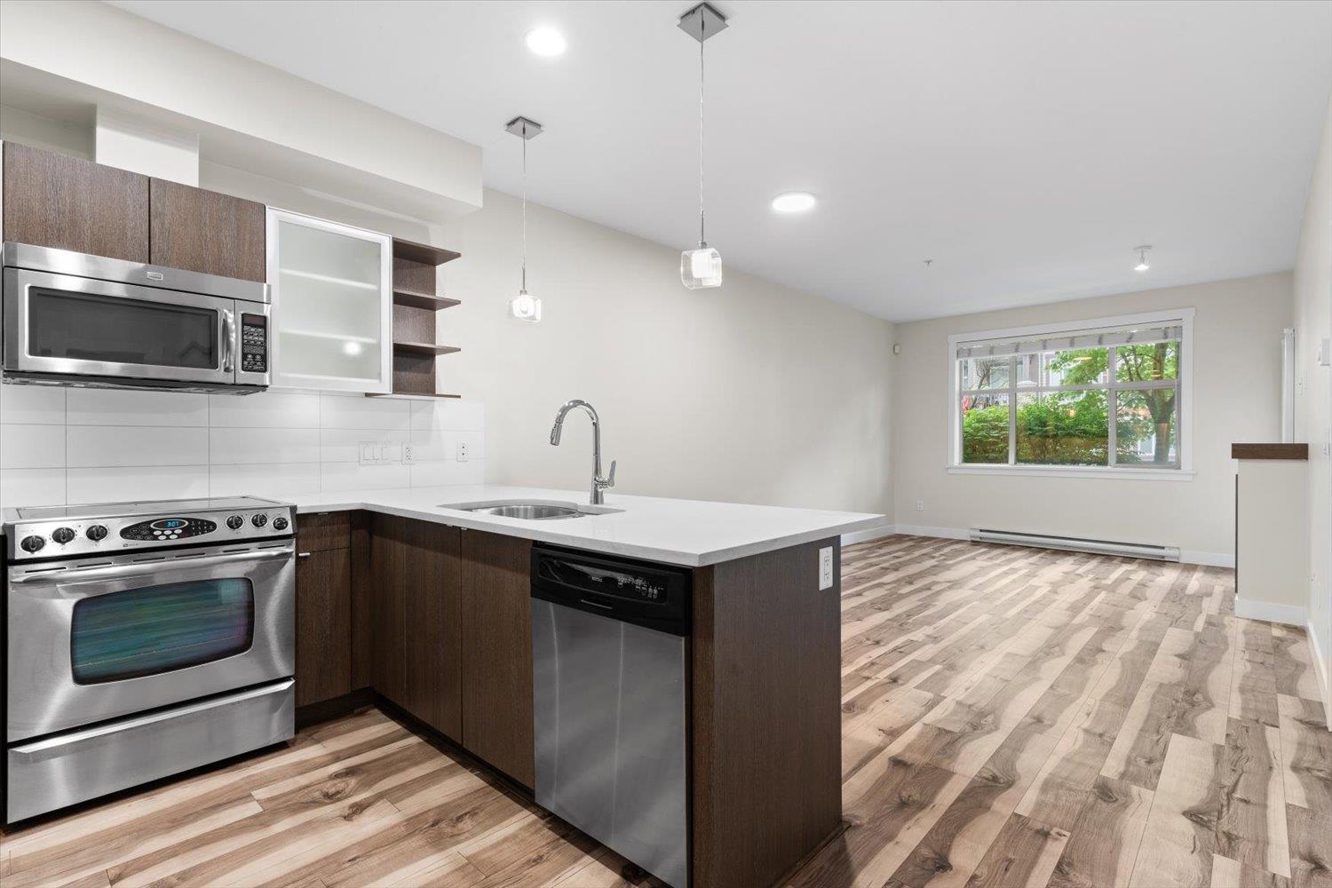 Photo 9 of 108 19936 56 Avenue, Langley BC