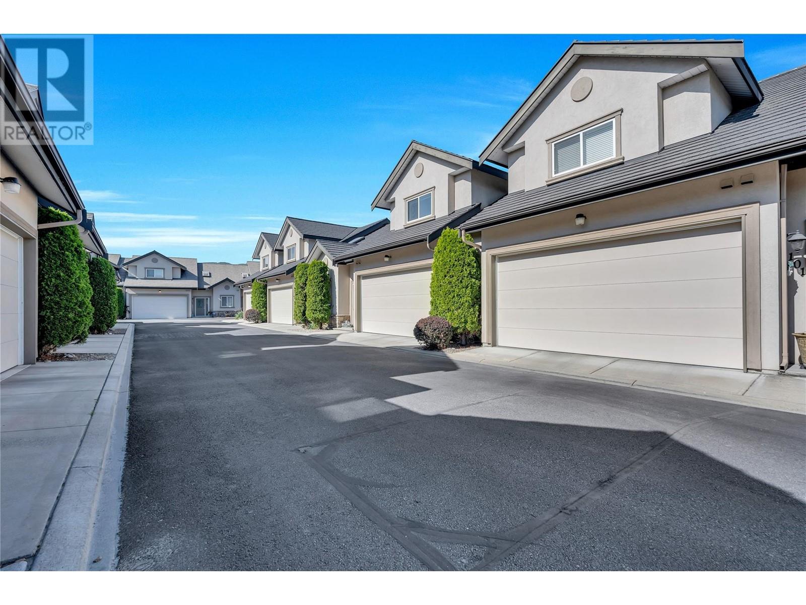 #102 1078 BURNABY AVENUE - Image 28