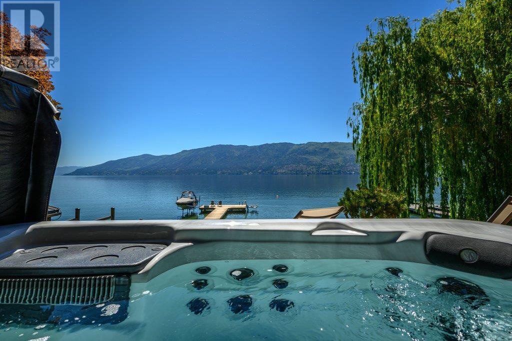 12864 Pixton Road, Lake Country