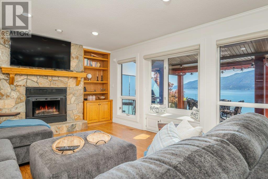 12864 Pixton Road, Lake Country