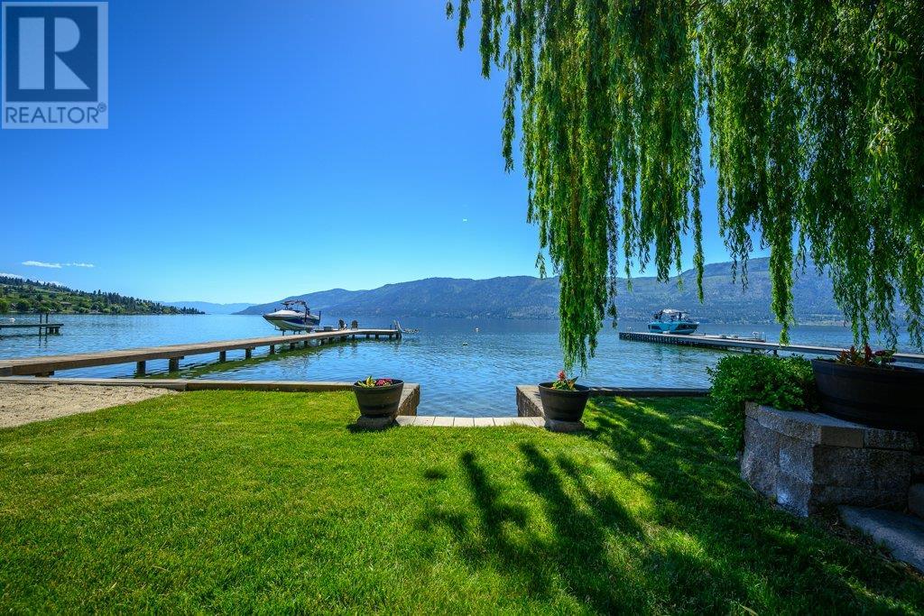 12864 Pixton Road, Lake Country