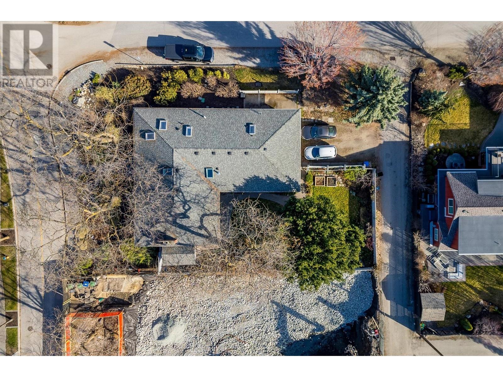  2021 Abbott Street, Kelowna