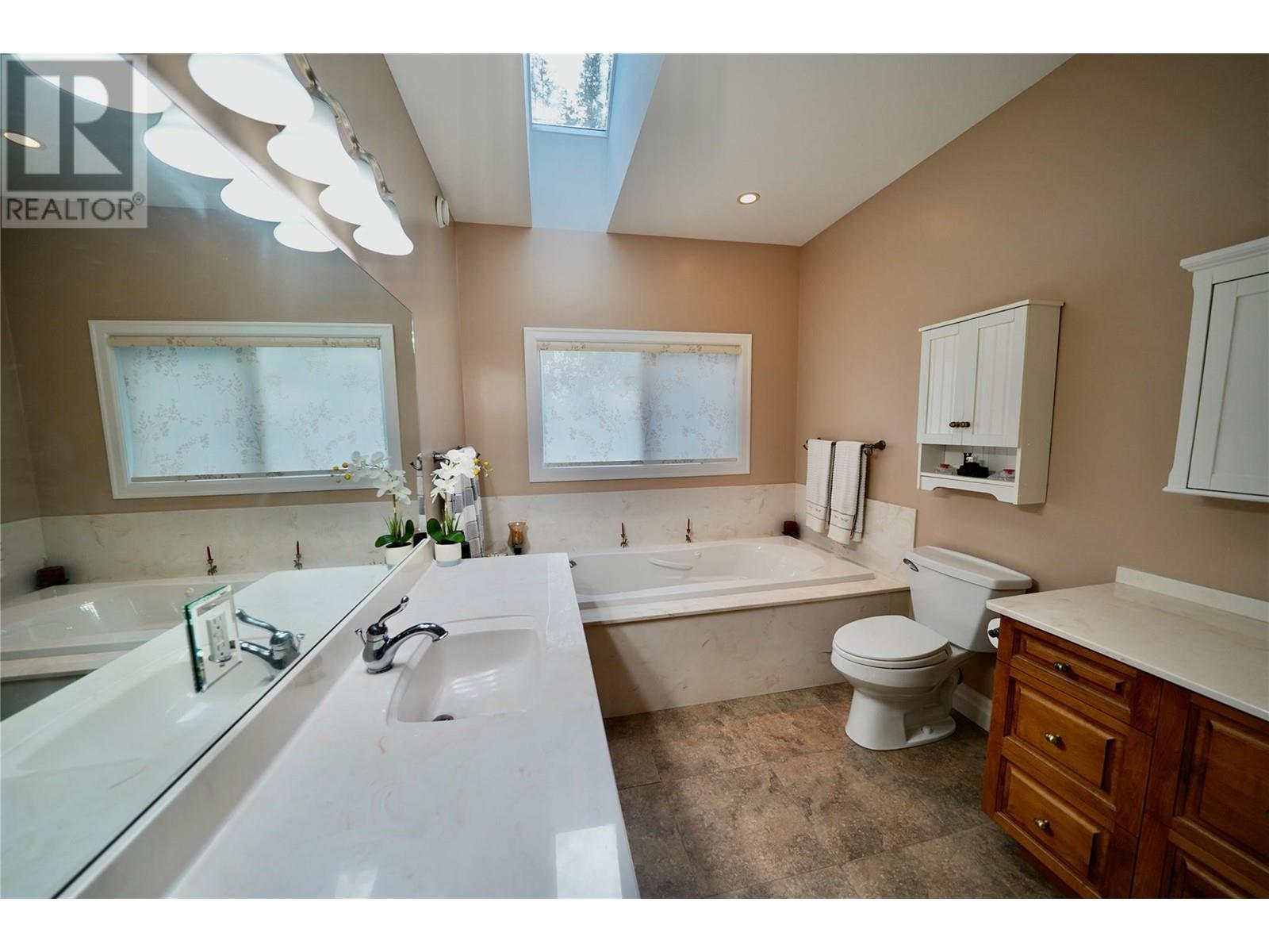924 QUEENS Road, Balfour