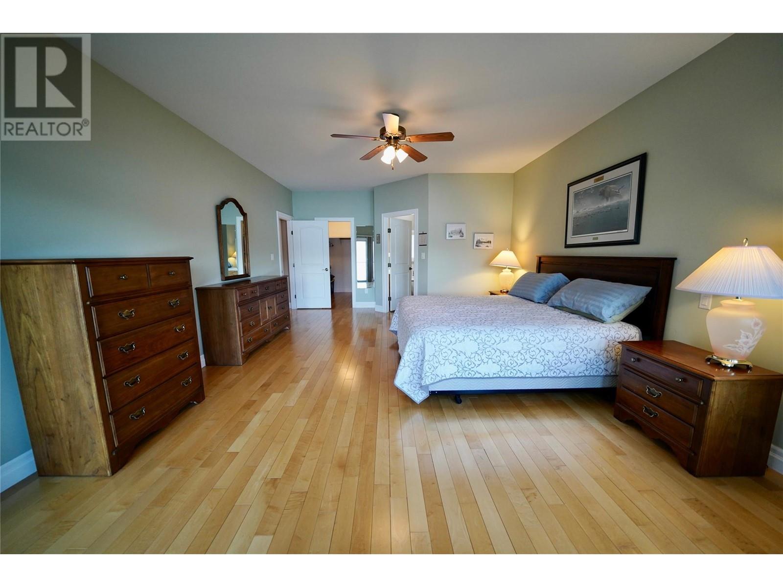 924 QUEENS Road, Balfour