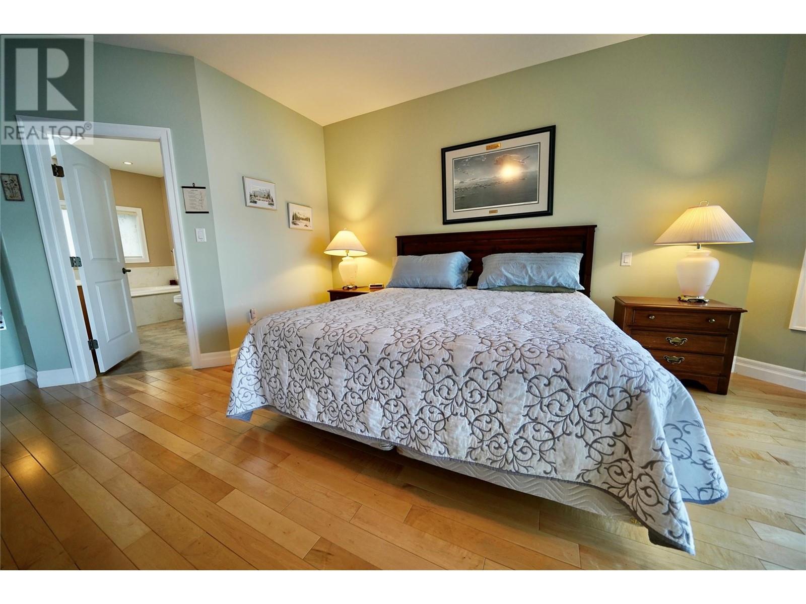 924 QUEENS Road, Balfour