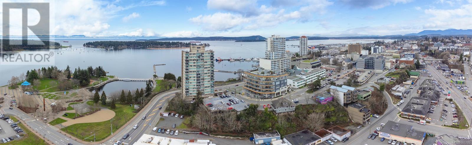 303 10 Chapel St, Nanaimo real estate listing 985785