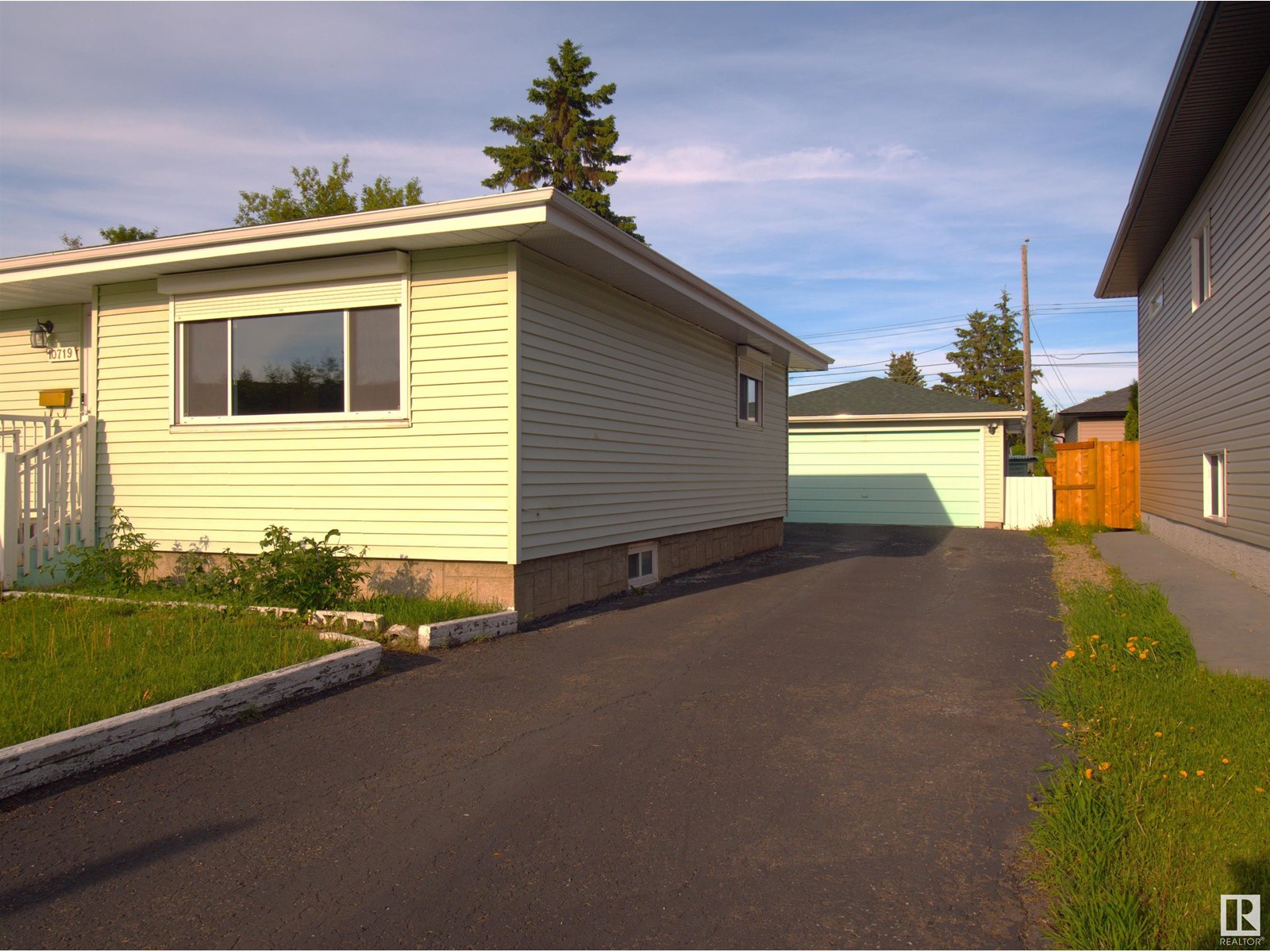 Photo 22 of 10719 152 Street Nw, Edmonton AB