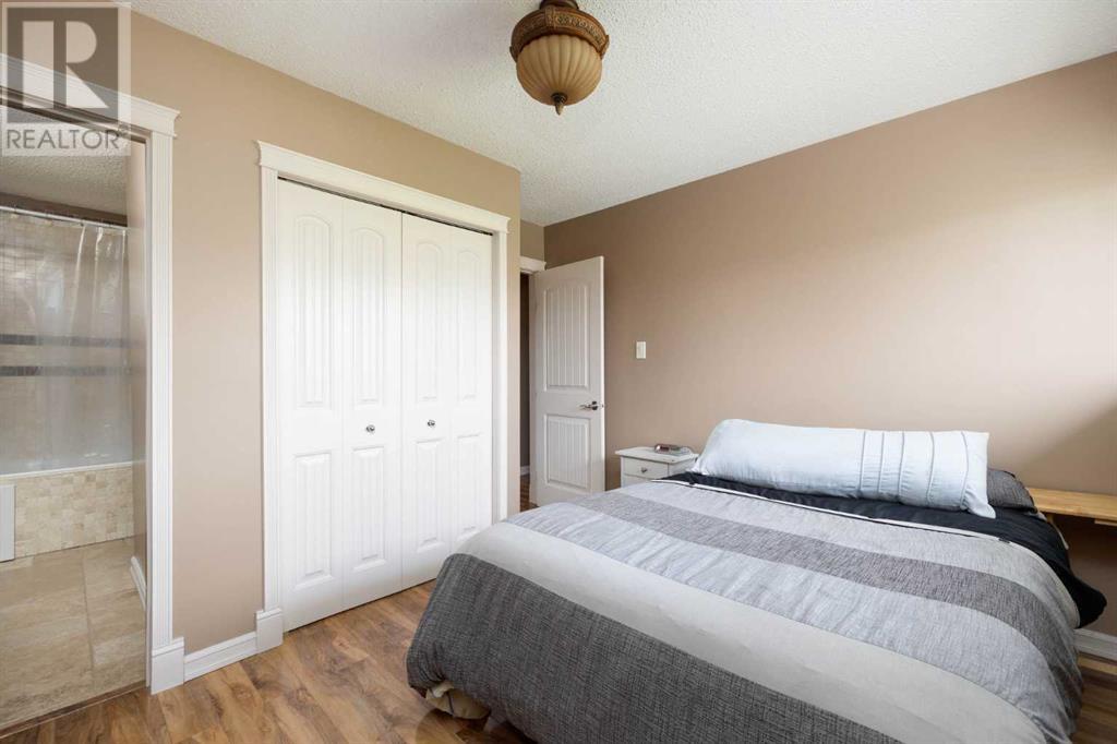 104 Spruce Street, Fort McMurray