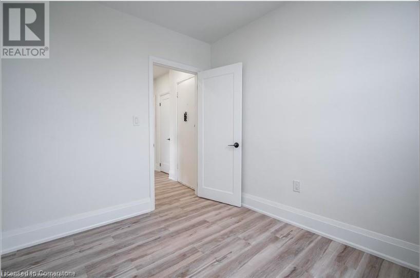 Photo 7 of 611 Concession Street Unit 5, Hamilton ON