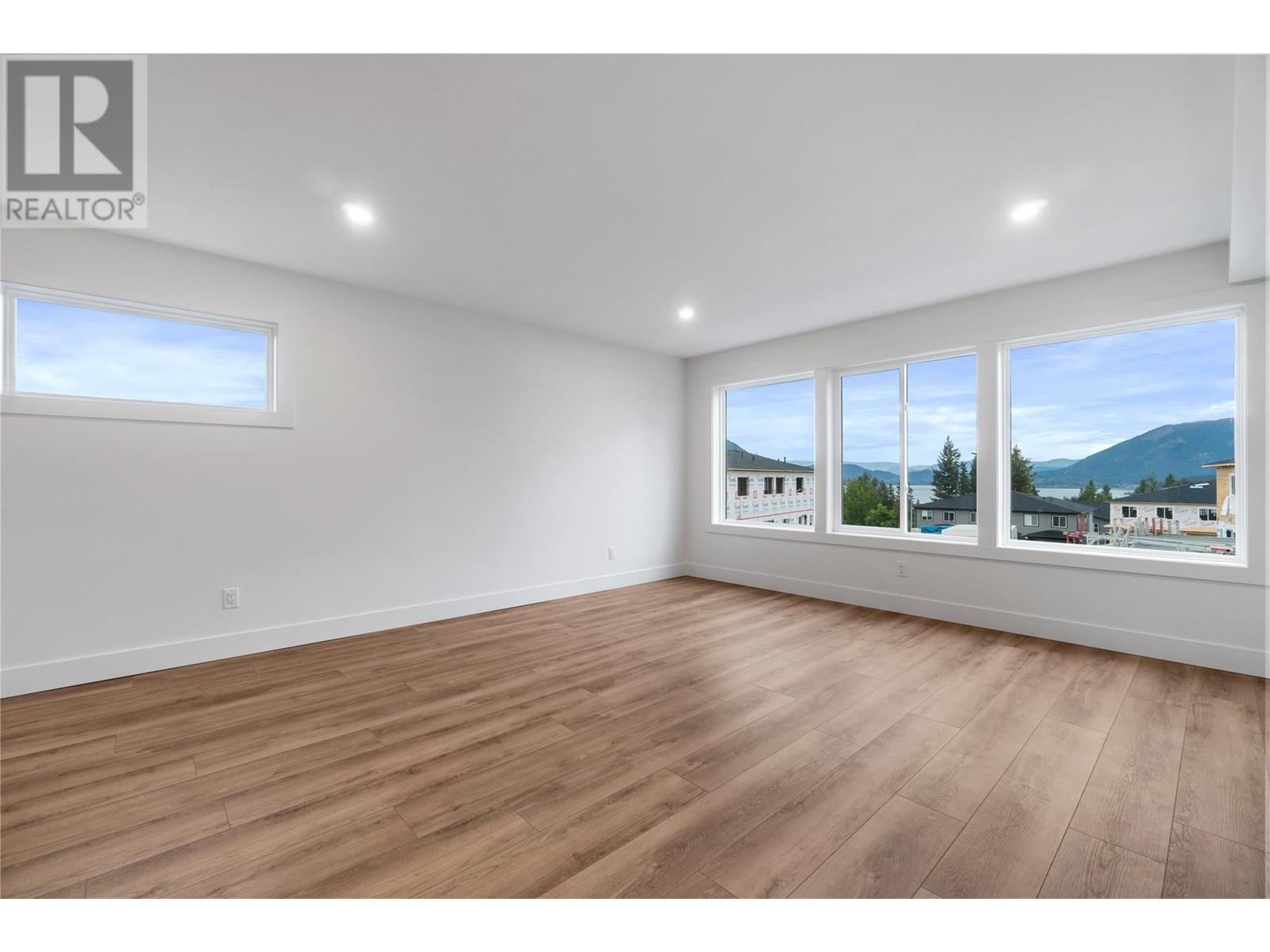 Photo 54 of 981 12 Street Se Unit 38, Salmon Arm BC