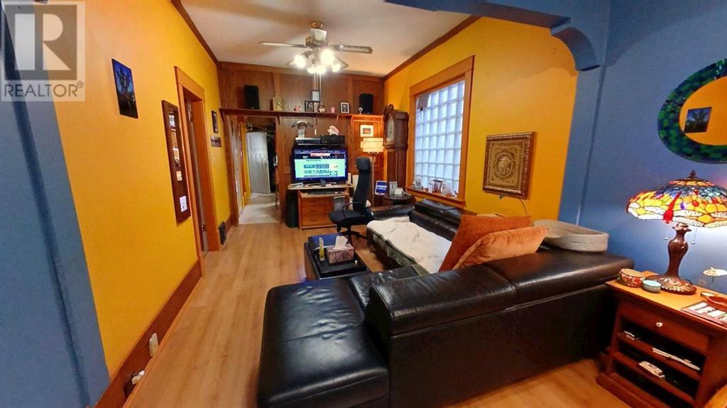 Single Family House Bungalow for Sale in  A Street SW Killarney/Glengarry Calgary 