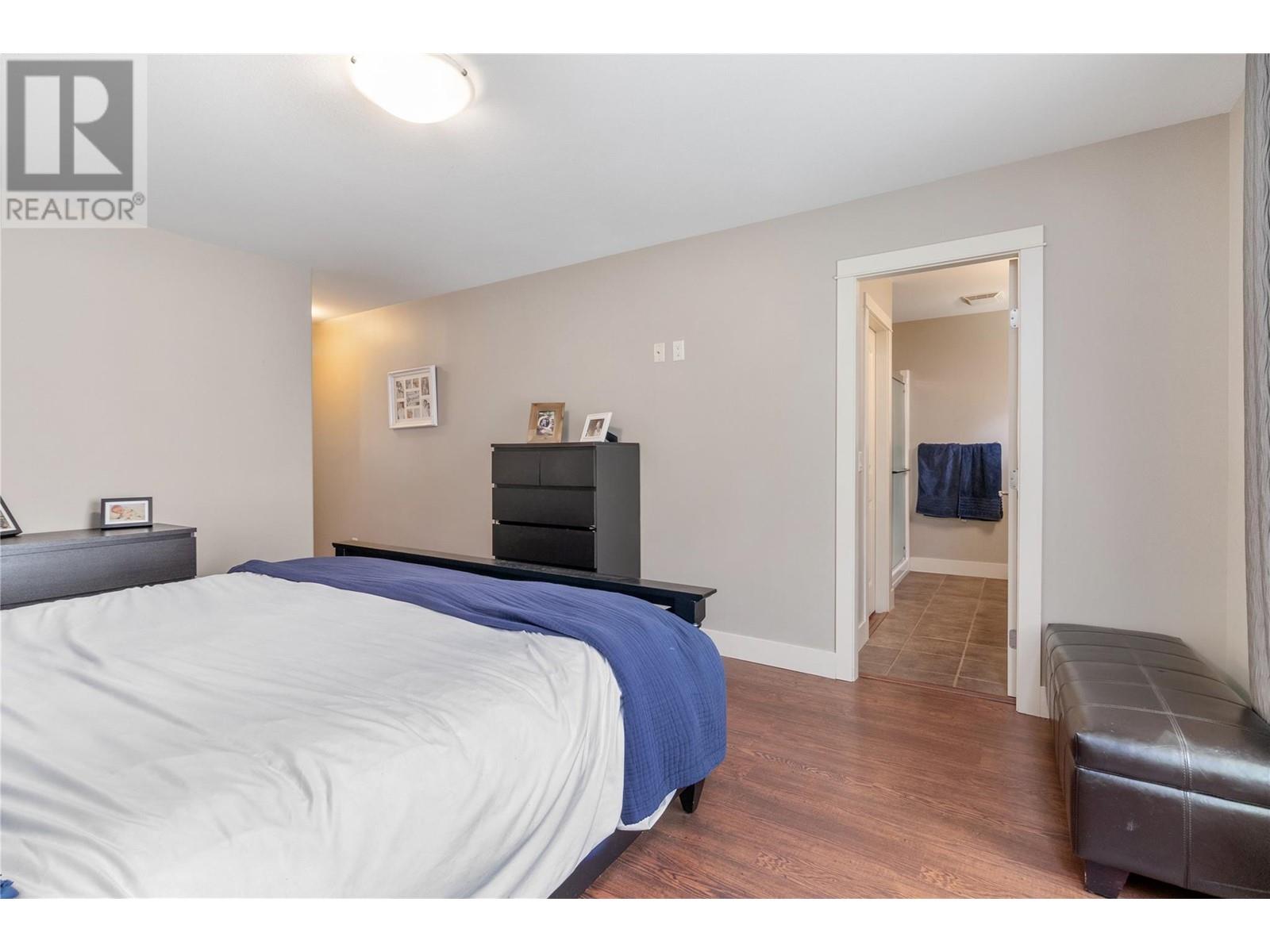  2186 Sunview Drive, West Kelowna