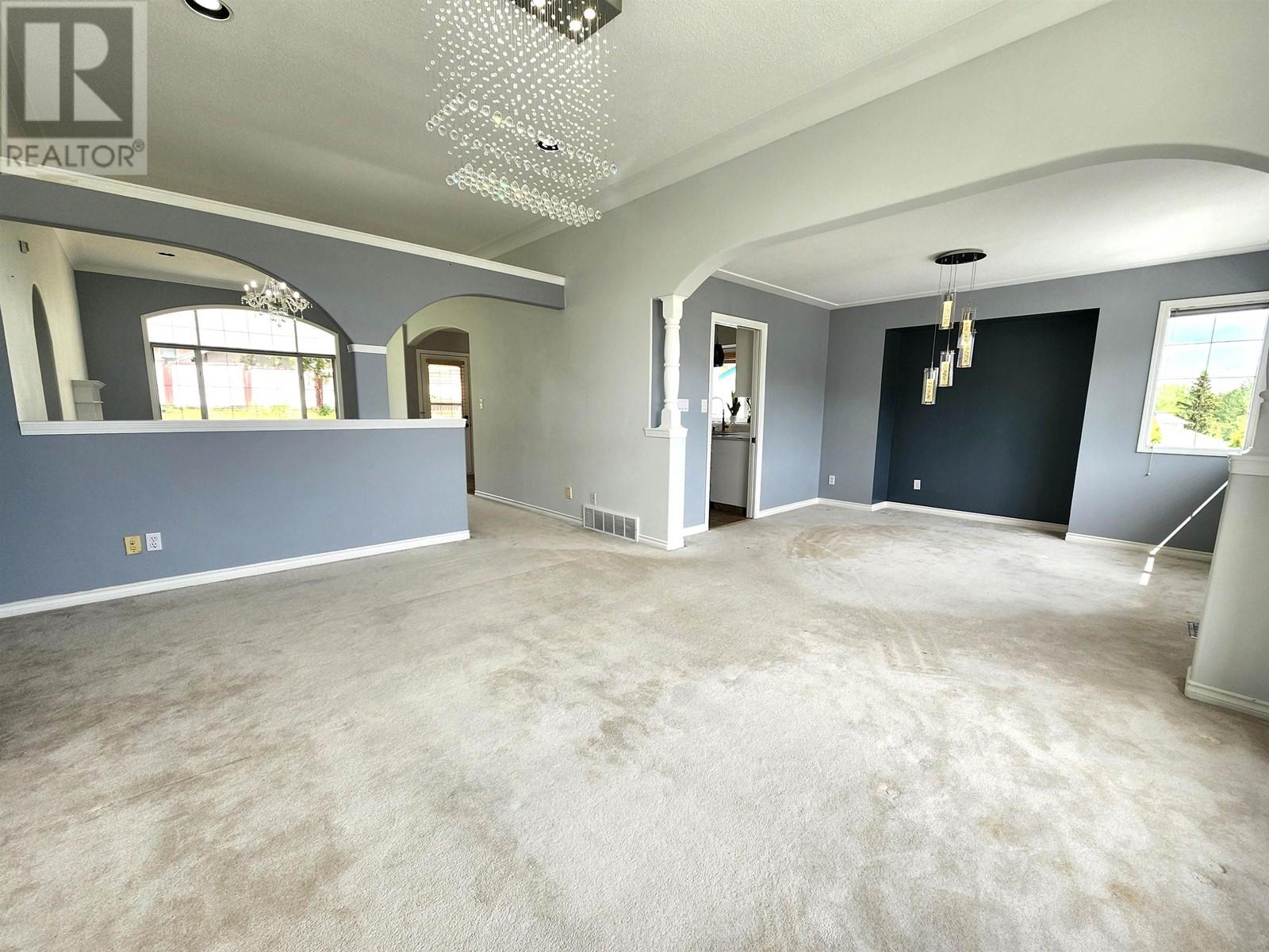 Photo 11 of 2972 Sullivan Crescent, Prince George BC