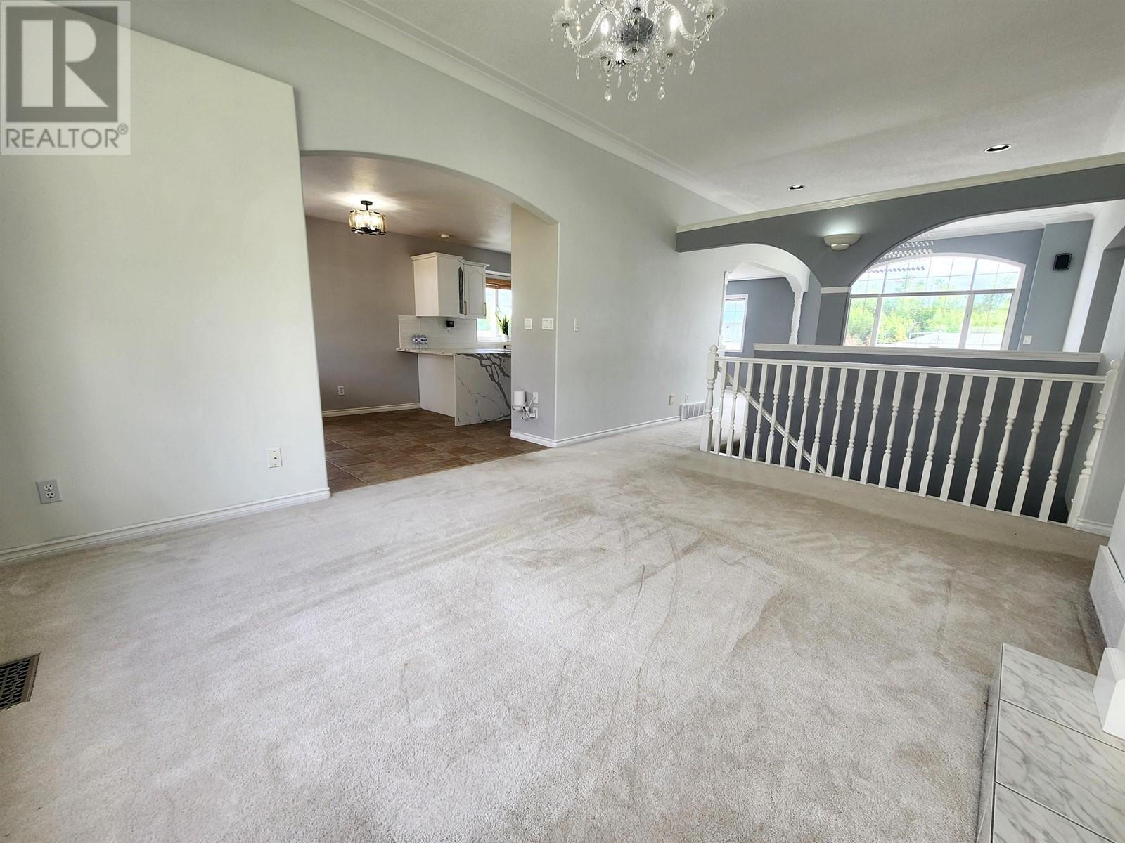 Photo 8 of 2972 Sullivan Crescent, Prince George BC