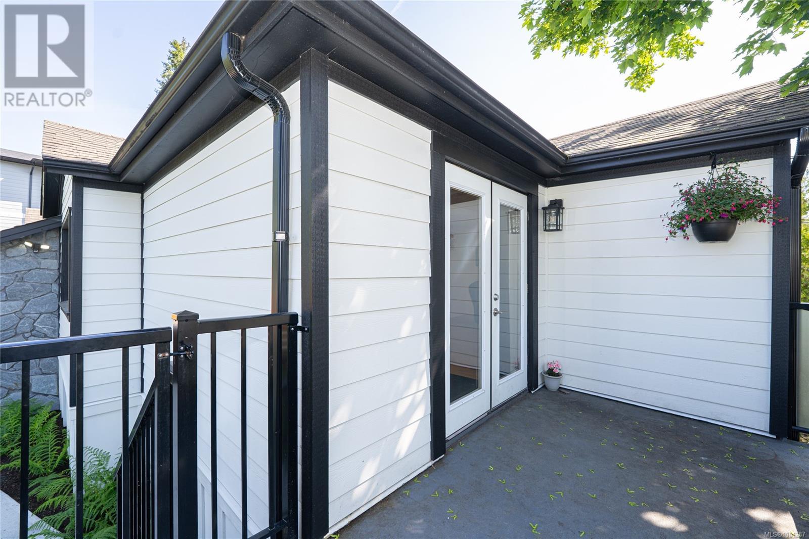 Photo 20 of 981 Isabell Ave, Langford BC