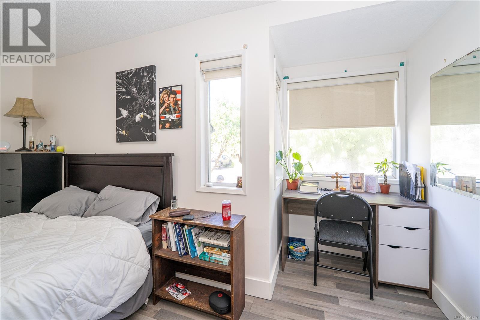 Photo 32 of 981 Isabell Ave, Langford BC