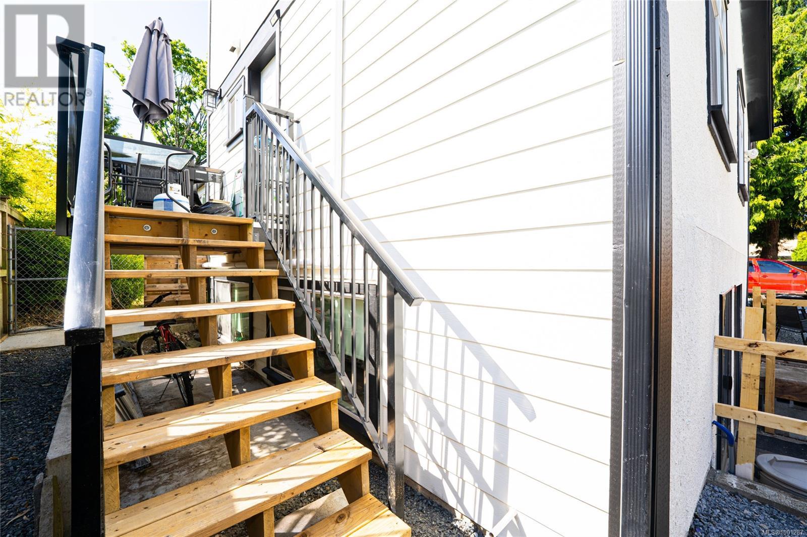 Photo 23 of 981 Isabell Ave, Langford BC