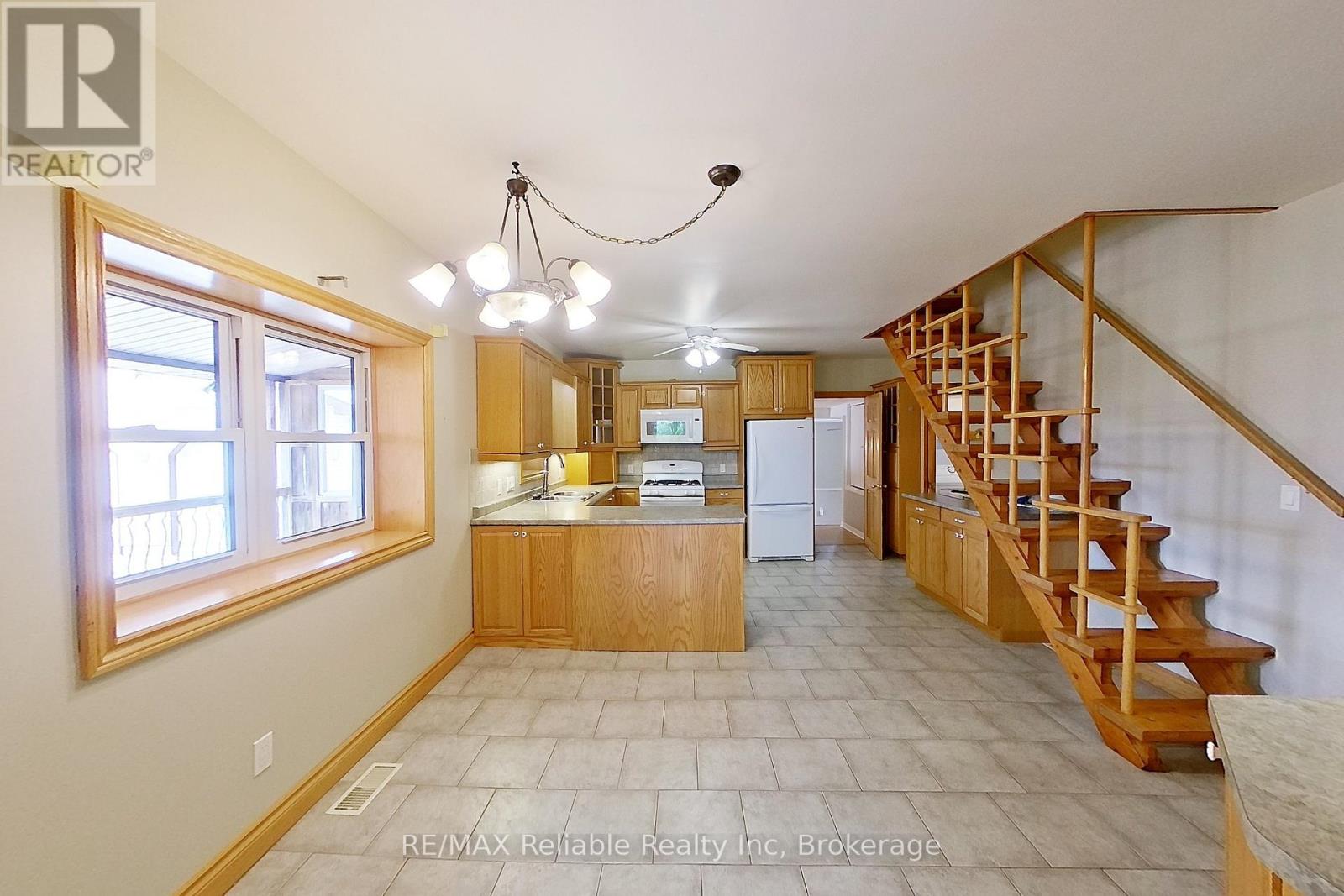 Photo 18 of 73691 Bluewater Highway, Bluewater ON