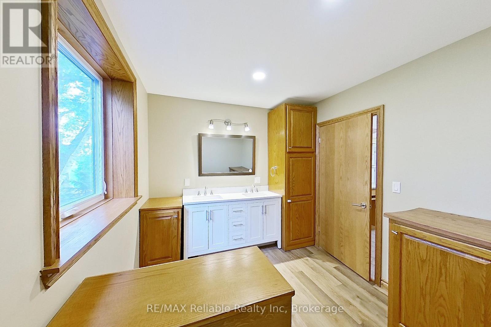 Photo 22 of 73691 Bluewater Highway, Bluewater ON
