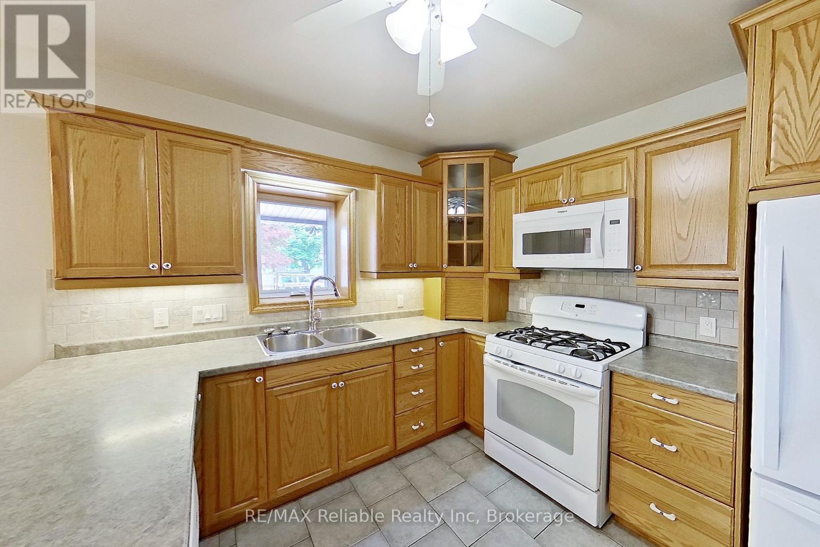 Photo 25 of 73691 Bluewater Highway, Bluewater ON