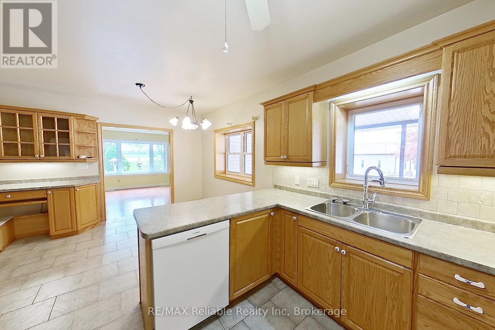 Photo 26 of 73691 Bluewater Highway, Bluewater ON