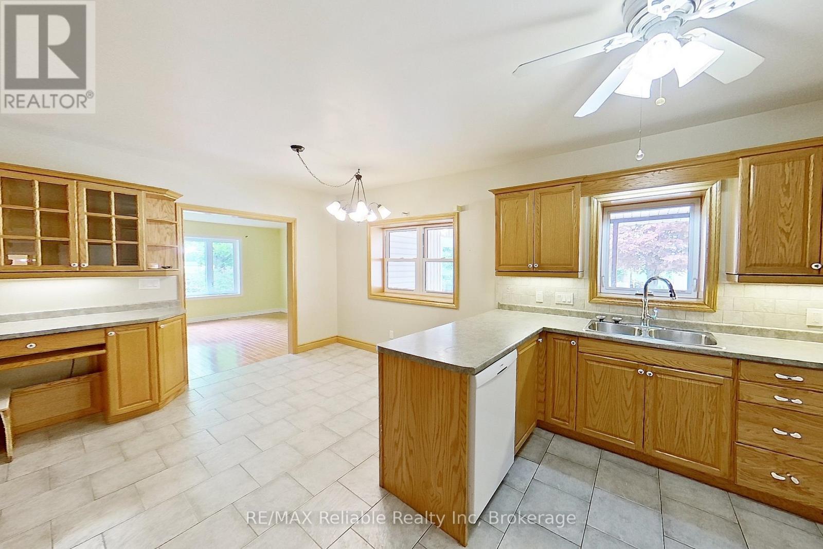 Photo 30 of 73691 Bluewater Highway, Bluewater ON