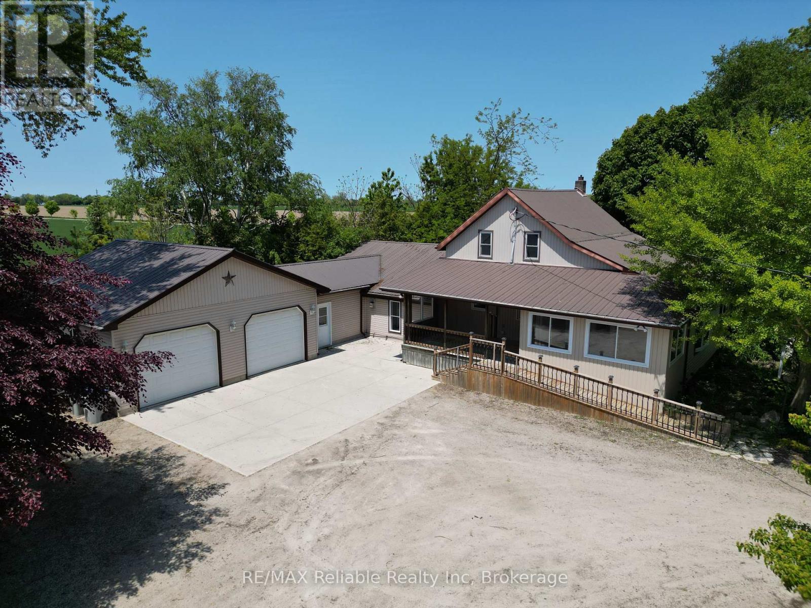 Photo 44 of 73691 Bluewater Highway, Bluewater ON