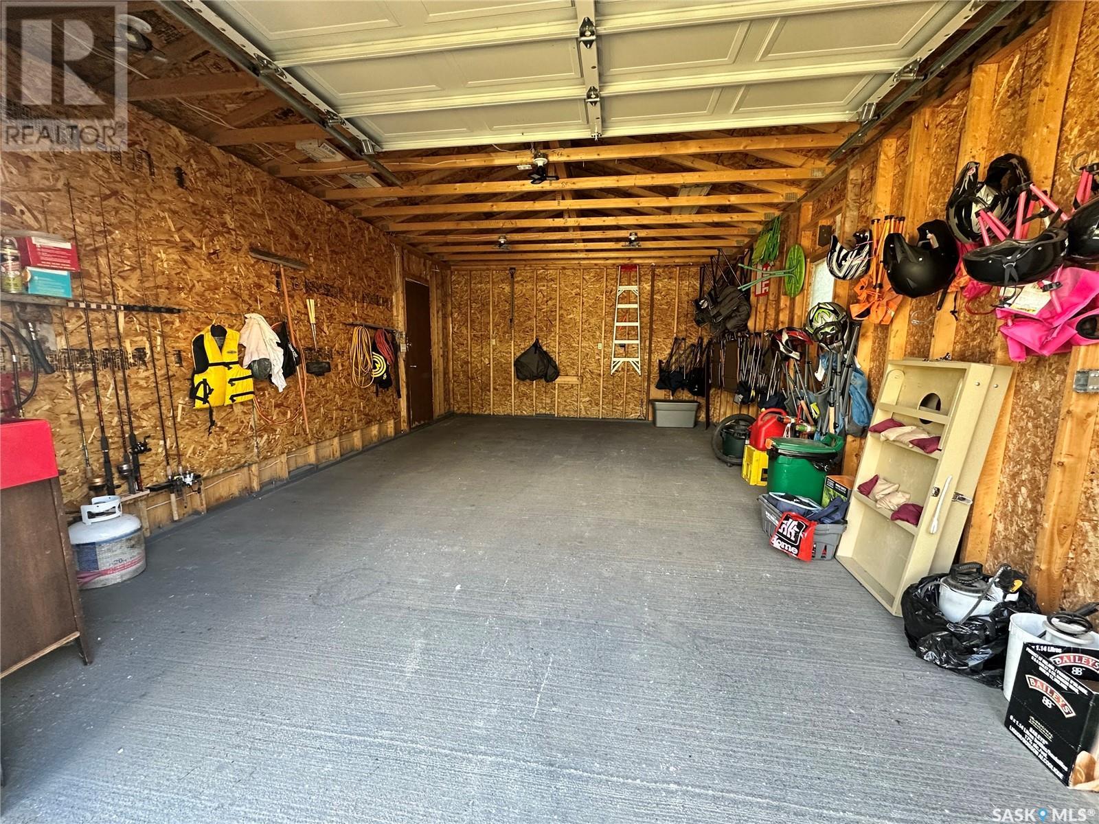 Photo 18 of 122 Pine Street, Chitek Lake SK