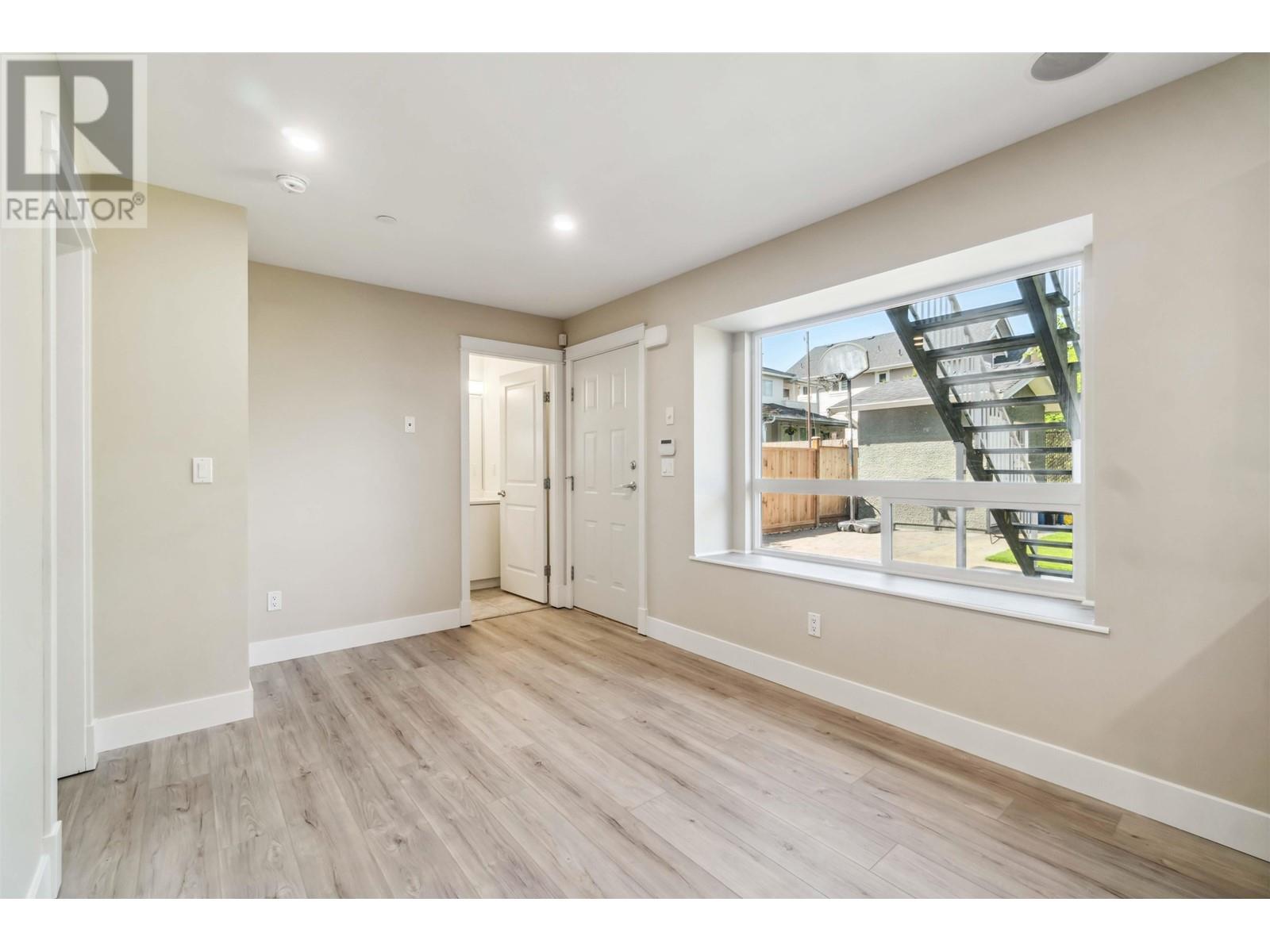 Photo 11 of 6167 Commercial Street, Vancouver BC