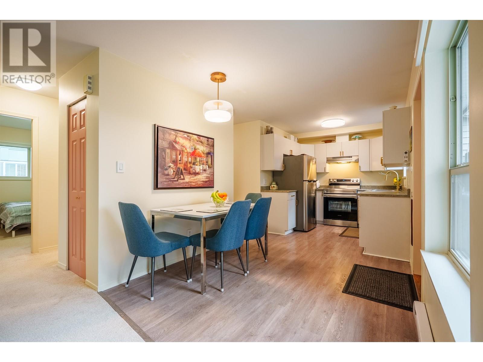 Photo 11 of 38890 38892 Garibaldi Avenue, Squamish BC