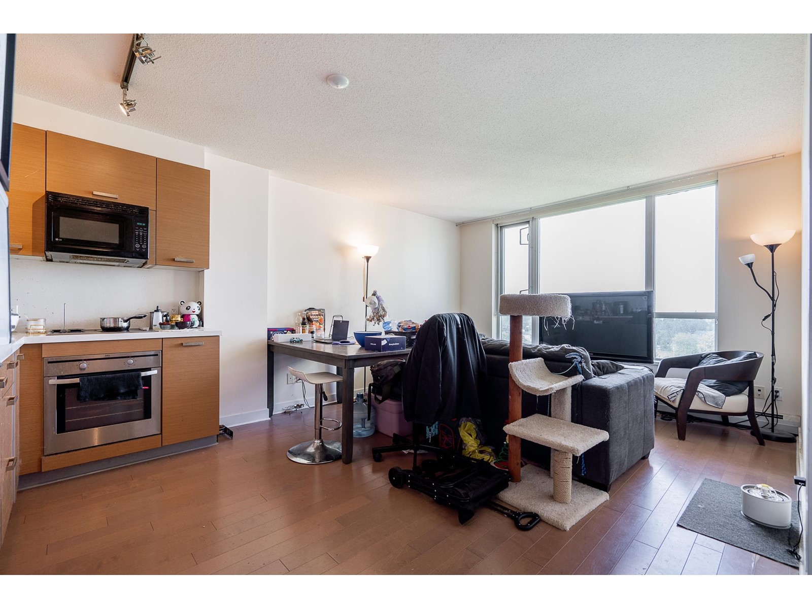 Photo 12 of 1405 10777 University Drive, Surrey BC