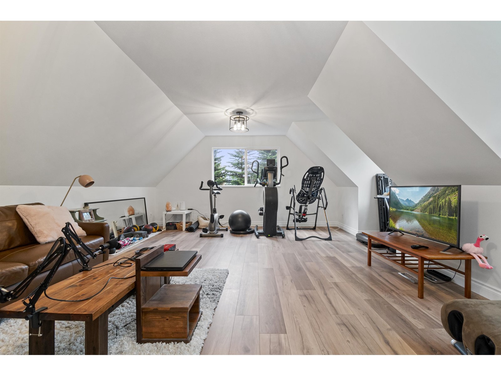 Photo 1 of 41842 Maple Lane Majuba Hill, Yarrow BC