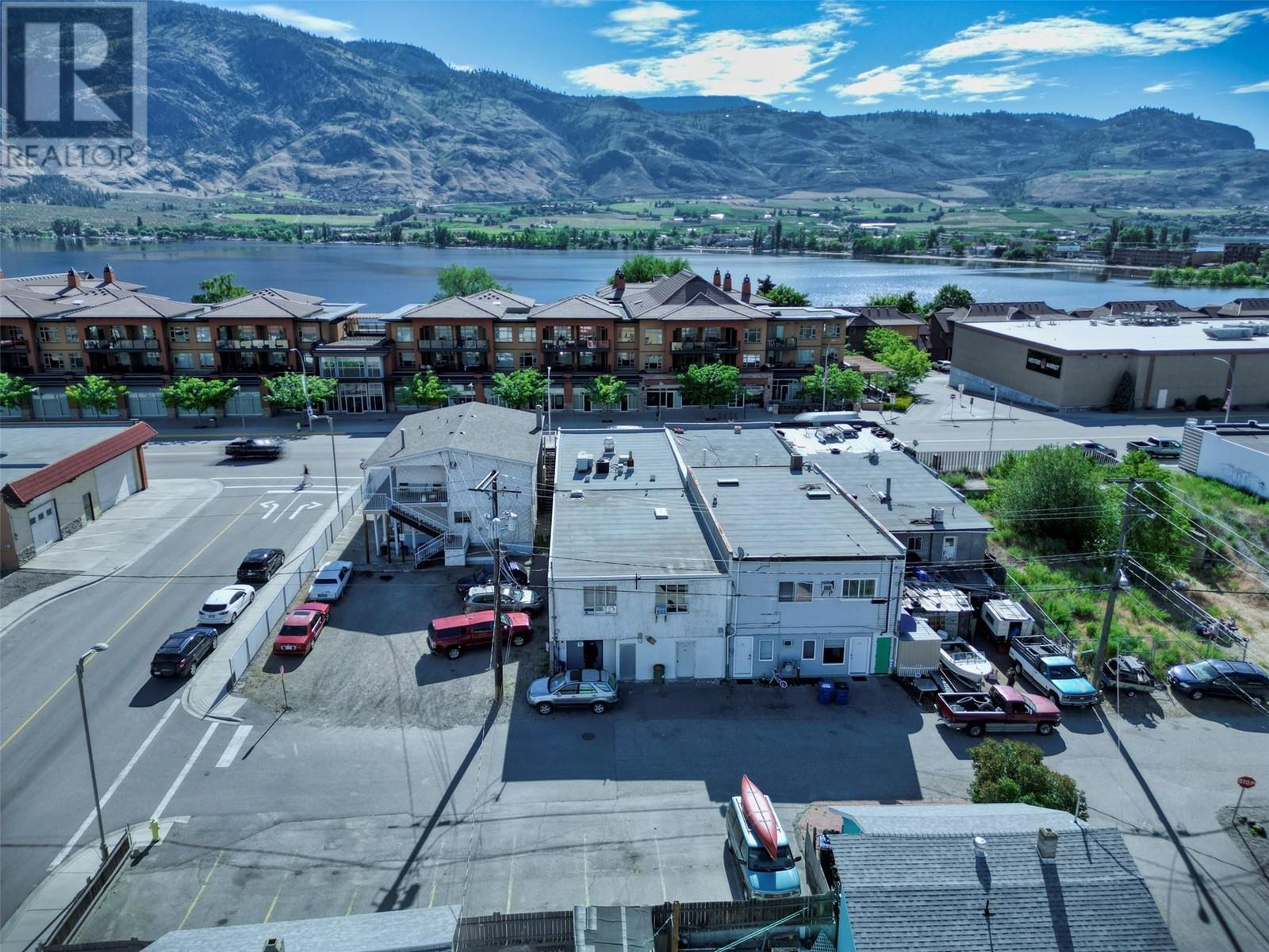 8143 MAIN Street, Osoyoos