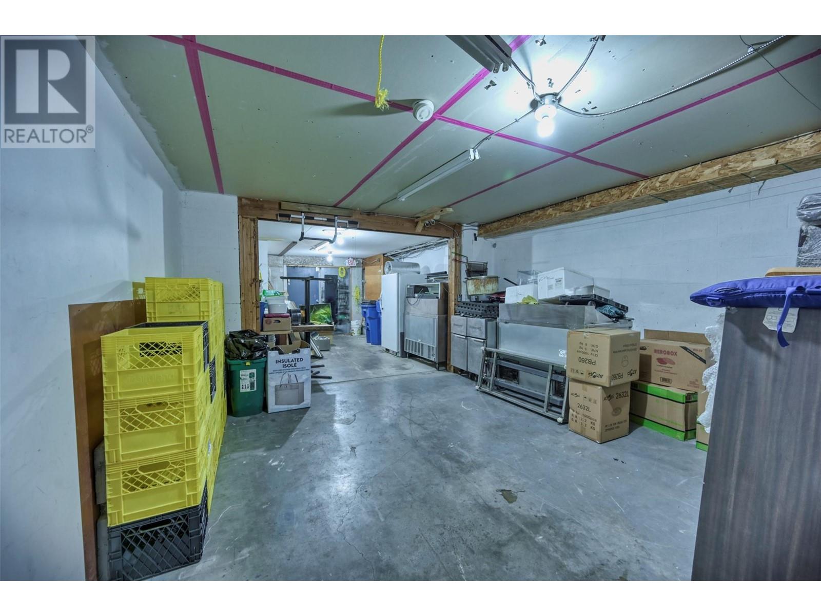 8143 MAIN Street, Osoyoos
