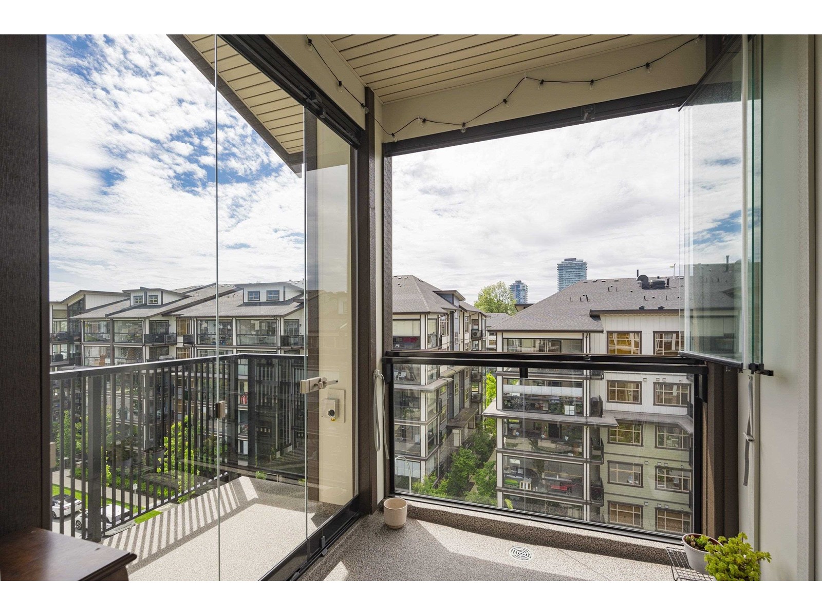 Photo 17 of 612 8538 203 A Street, Langley BC