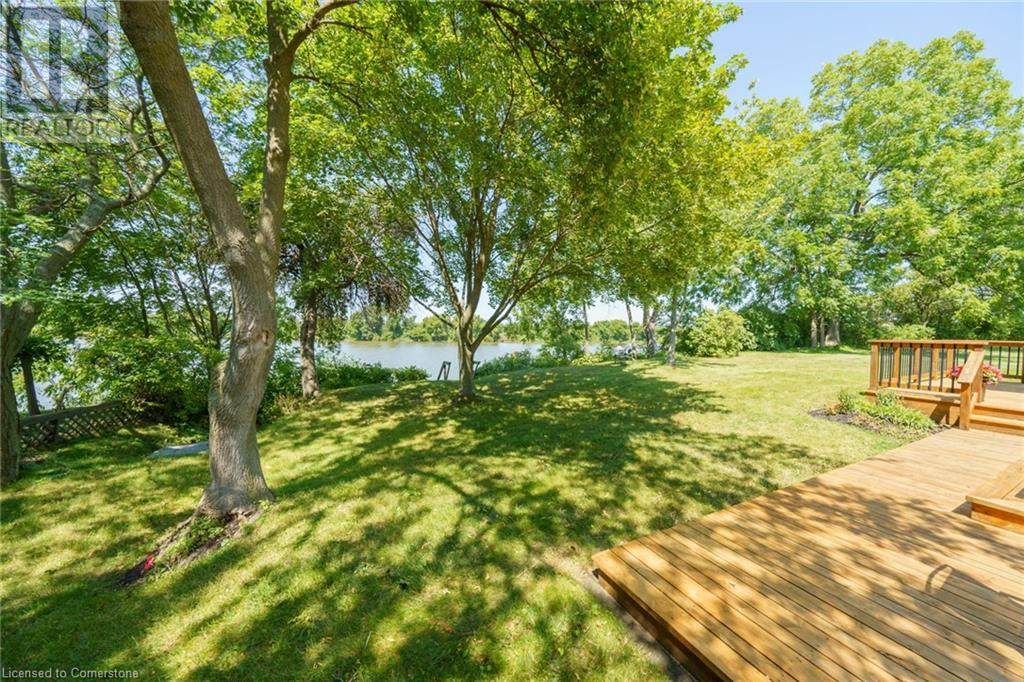 Photo 2 of 1042 River Road, Cayuga ON