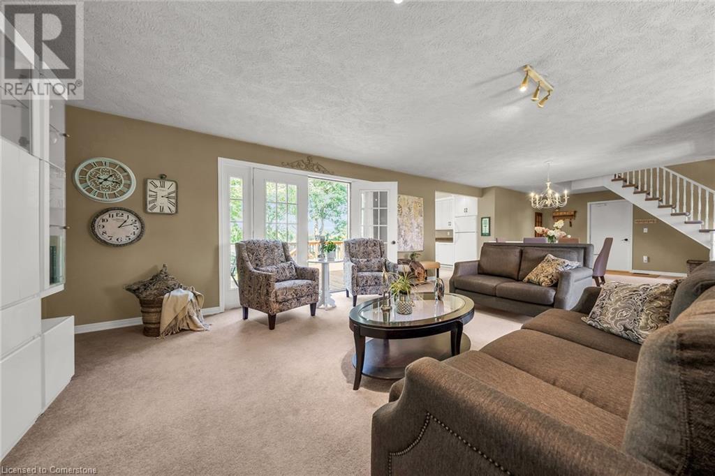 Photo 10 of 1042 River Road, Cayuga ON
