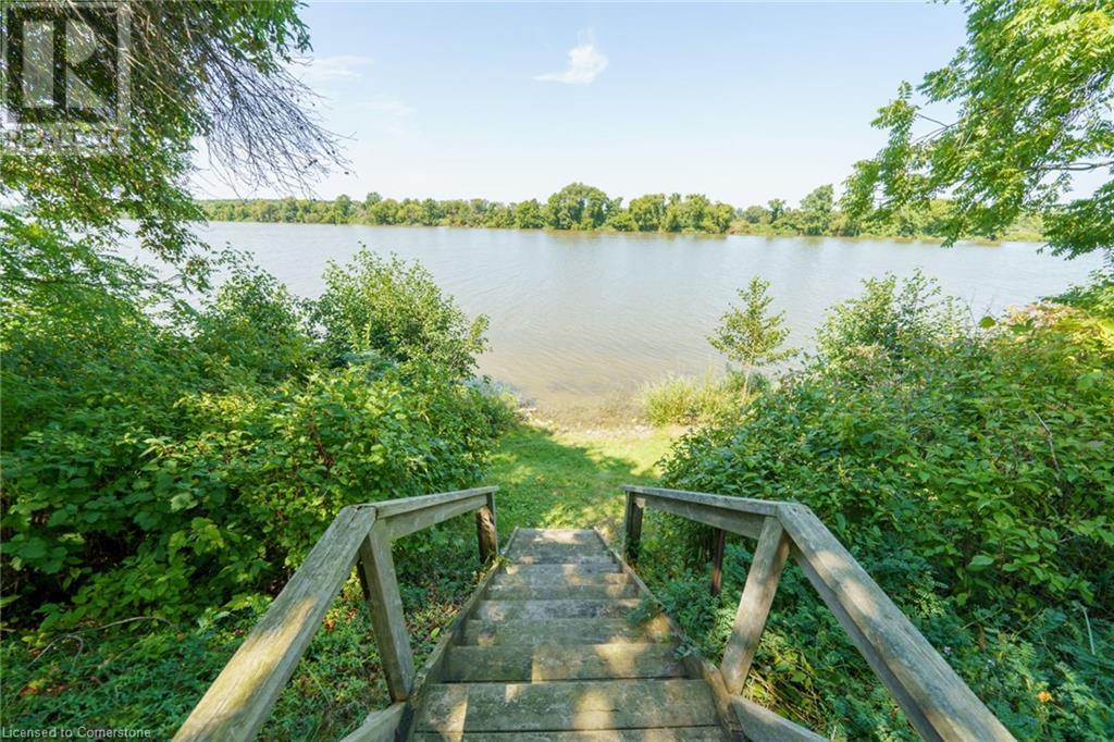 Photo 27 of 1042 River Road, Cayuga ON