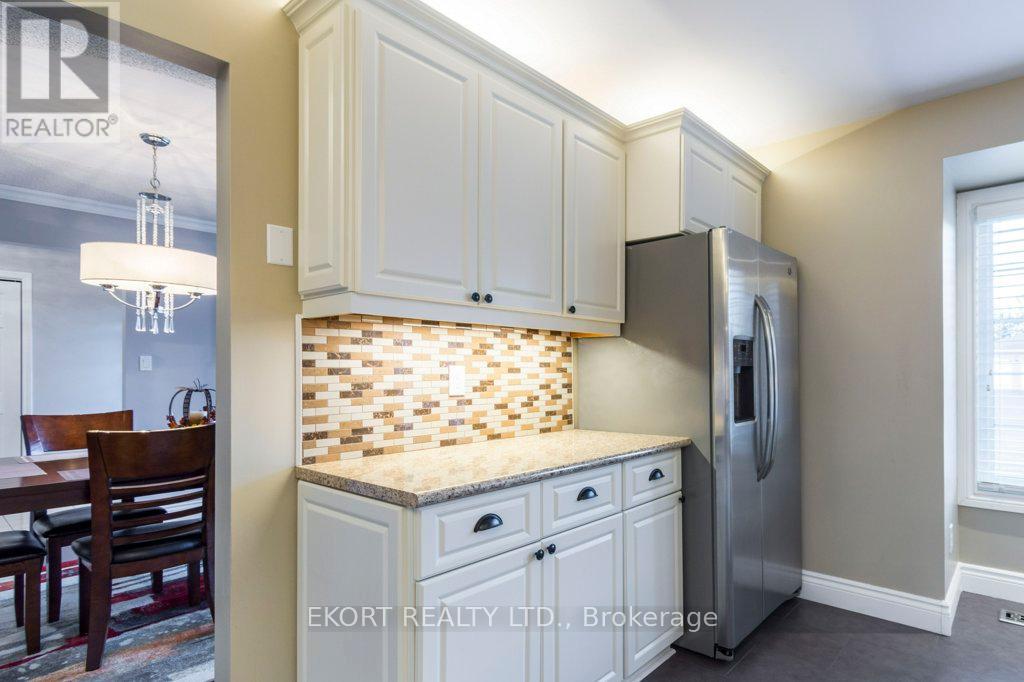 Photo 18 of 24 Kaiser Court, Belleville ON