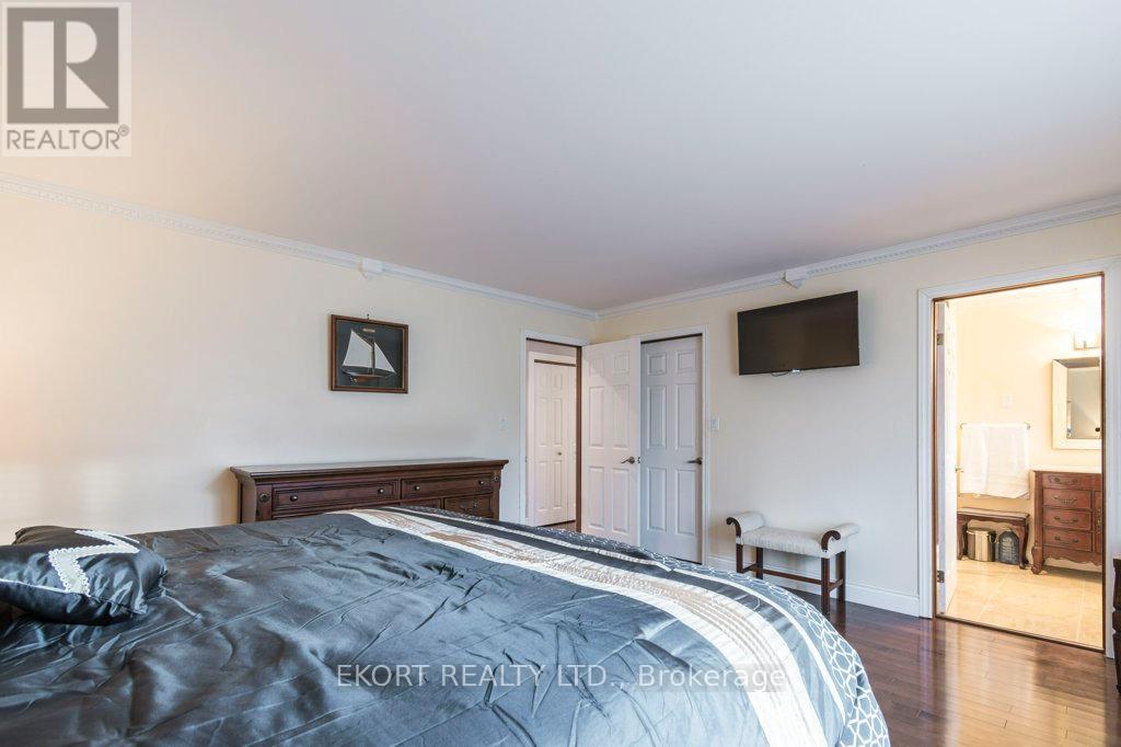 Photo 22 of 24 Kaiser Court, Belleville ON