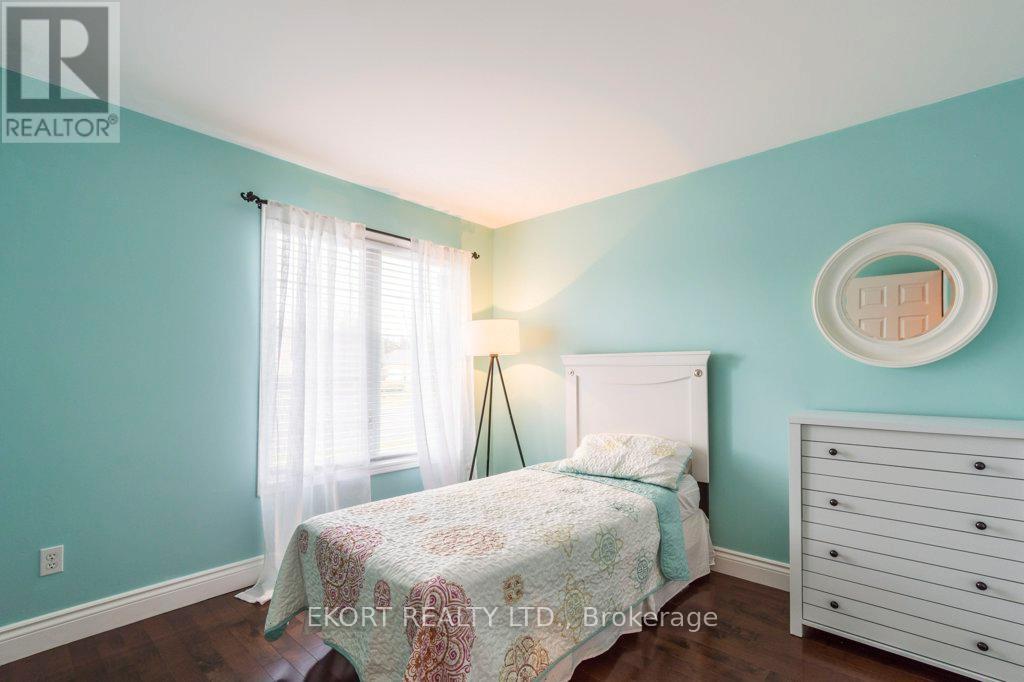 Photo 26 of 24 Kaiser Court, Belleville ON